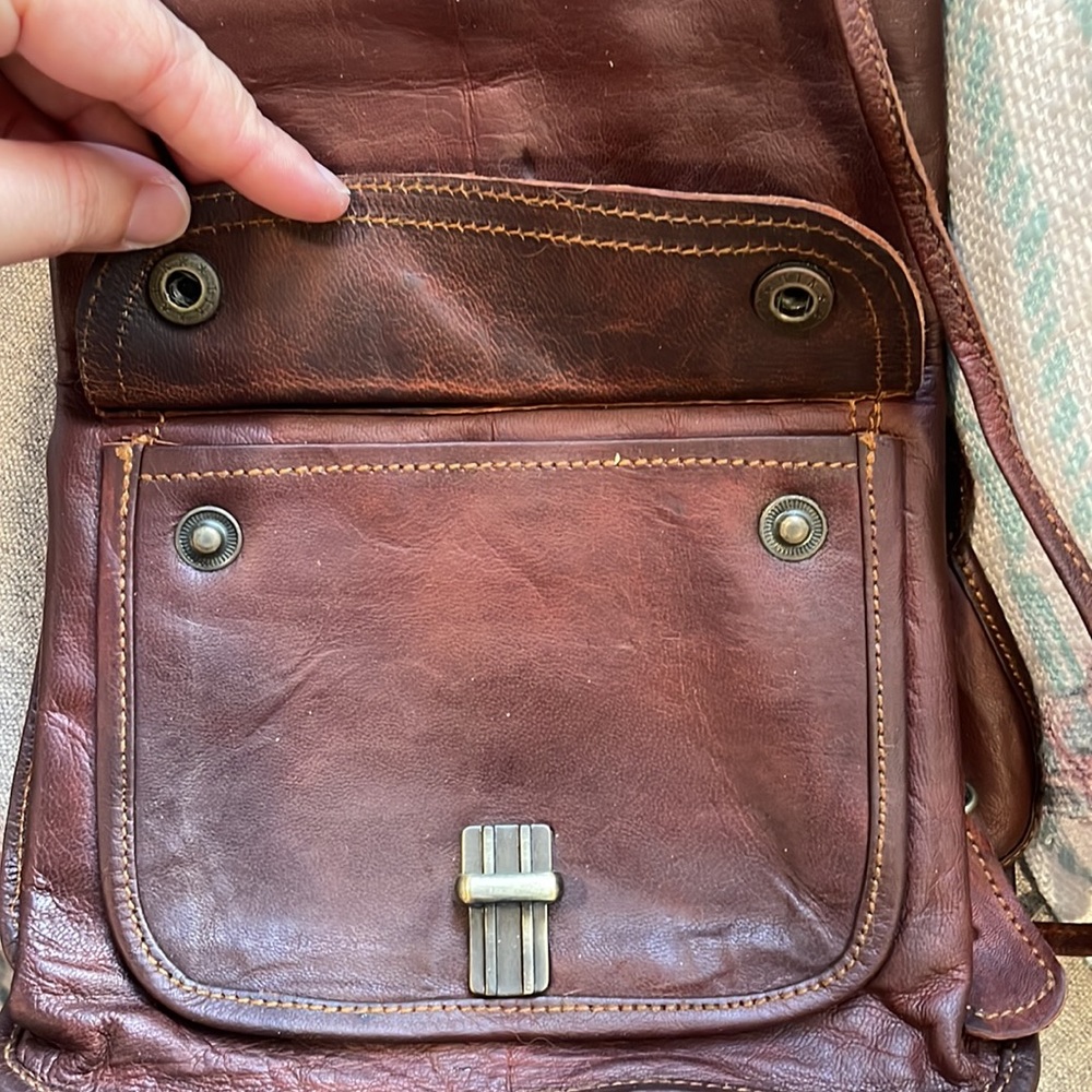 Handmade leather backpack - Picture 5 of 5